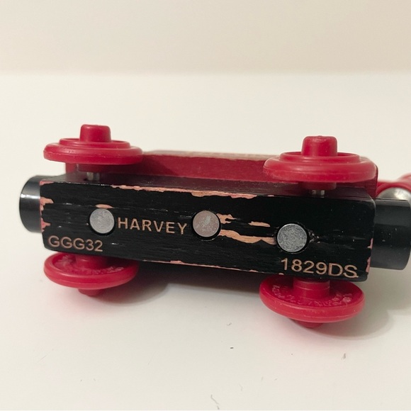 Thomas & Friends Wooden Harvey Train - Picture 9 of 13